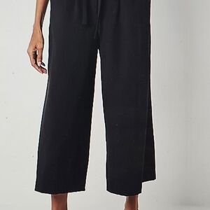 Liz Claiborne Womens Mid rise Wide leg Pull Up Pants Black Size Small.